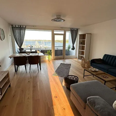 Wiking Yachthafen - Schleiblick Apartment Schleswig Exterior photo